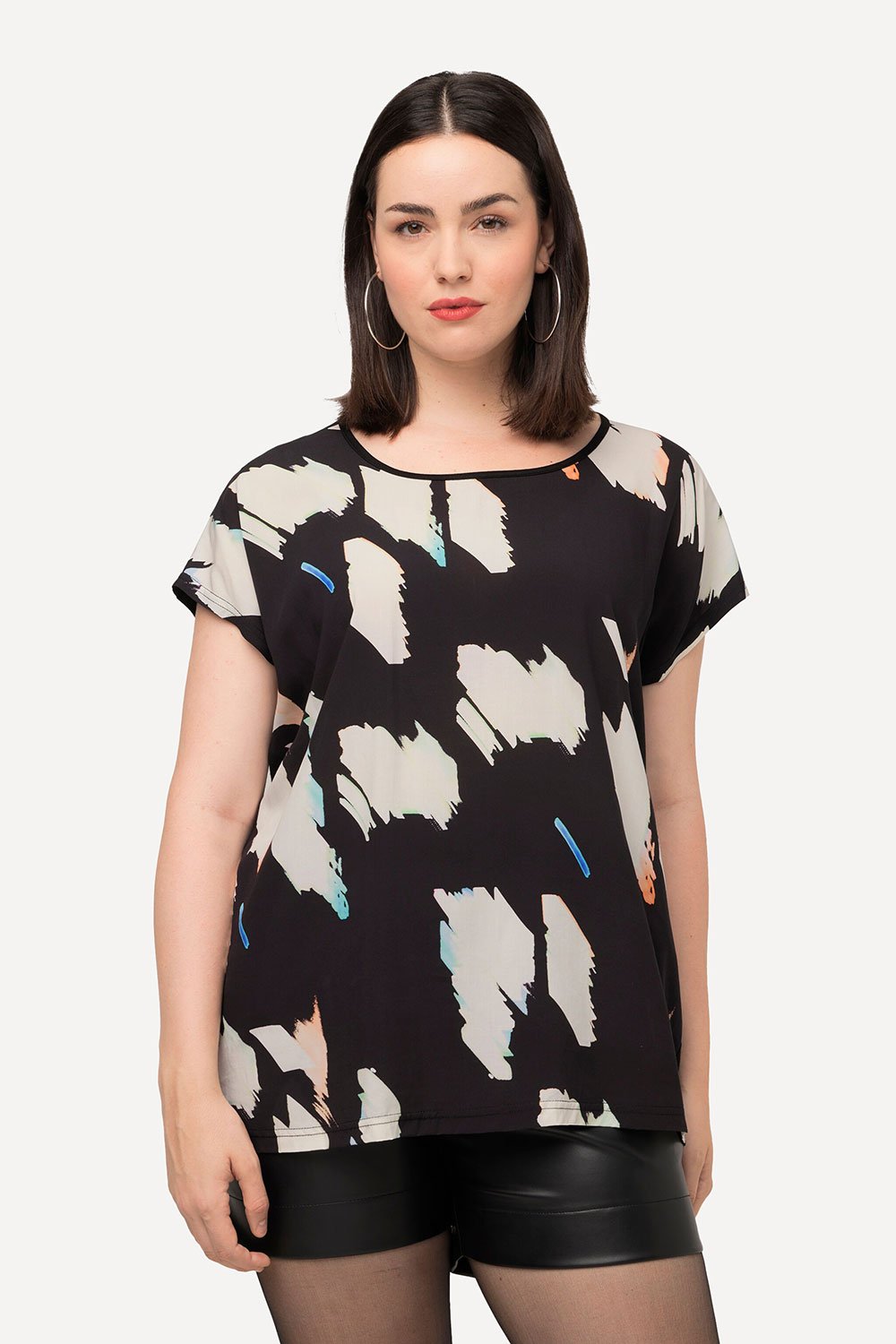 824590100_model_g_01 Ulla Popken Pluus - Image 1